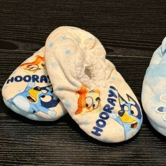 Toddler bluey slipper bundle - Picture 3 of 5